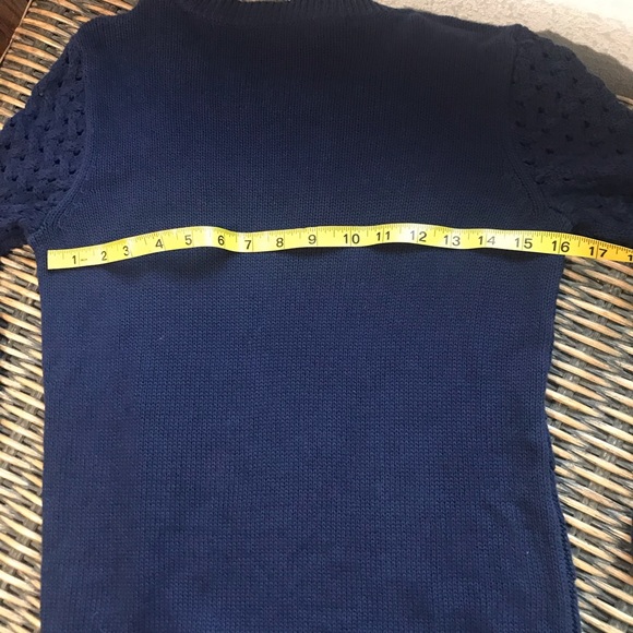 ⭐️🌟Lilly Pulitzer Navy Blue  Crochet Sweater Sz S - Picture 9 of 9